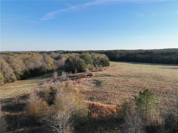 $438,000 | 1 Seneca St Extension, Calhoun Falls, SC 29628