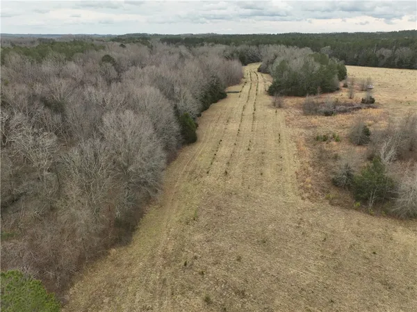 $438,000 | 1 Seneca St Extension, Calhoun Falls, SC 29628