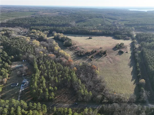 $438,000 | 1 Seneca St Extension, Calhoun Falls, SC 29628