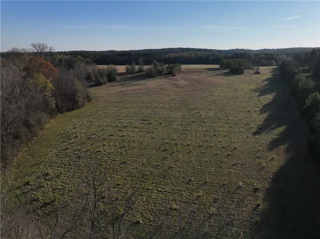 $474,500 | 1 Seneca St Extension, Calhoun Falls, SC 29628