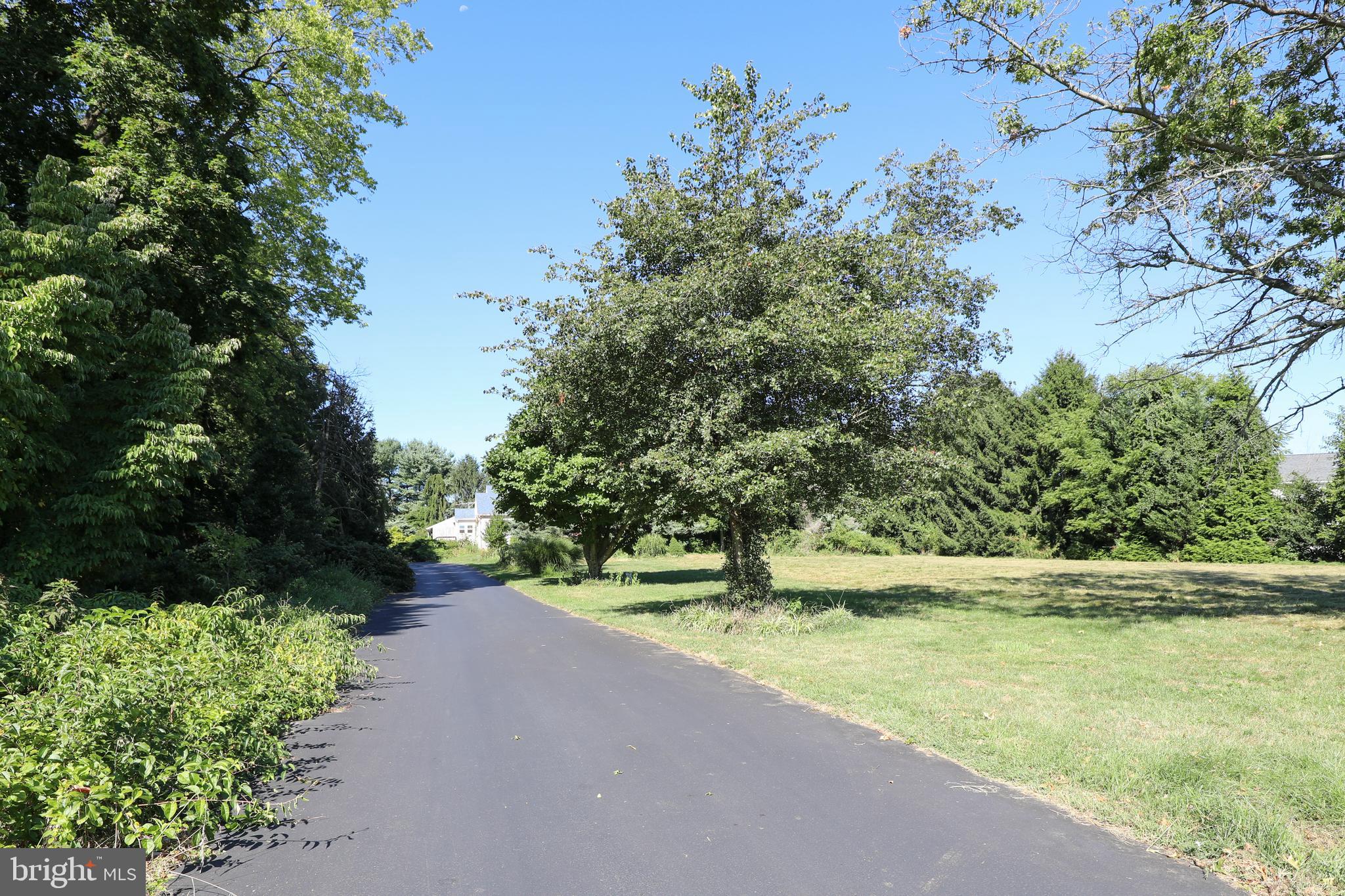 1297 Lindenhurst Road Newtown, PA 18940 - Photo 2 of 38 Driveway from Lindenhurst