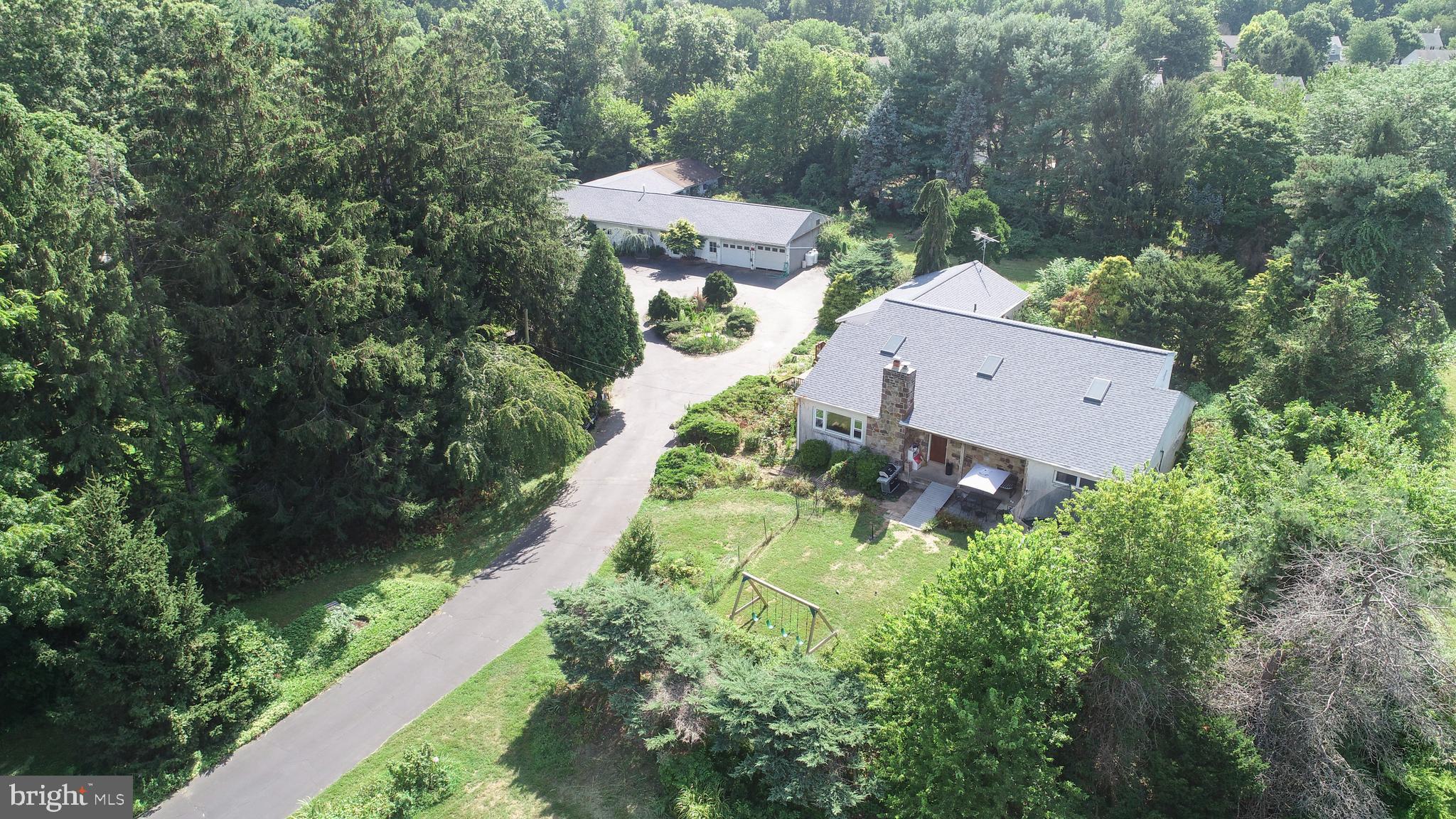 1297 Lindenhurst Road Newtown, PA 18940 - Photo 23 of 38 Gallery Image 23