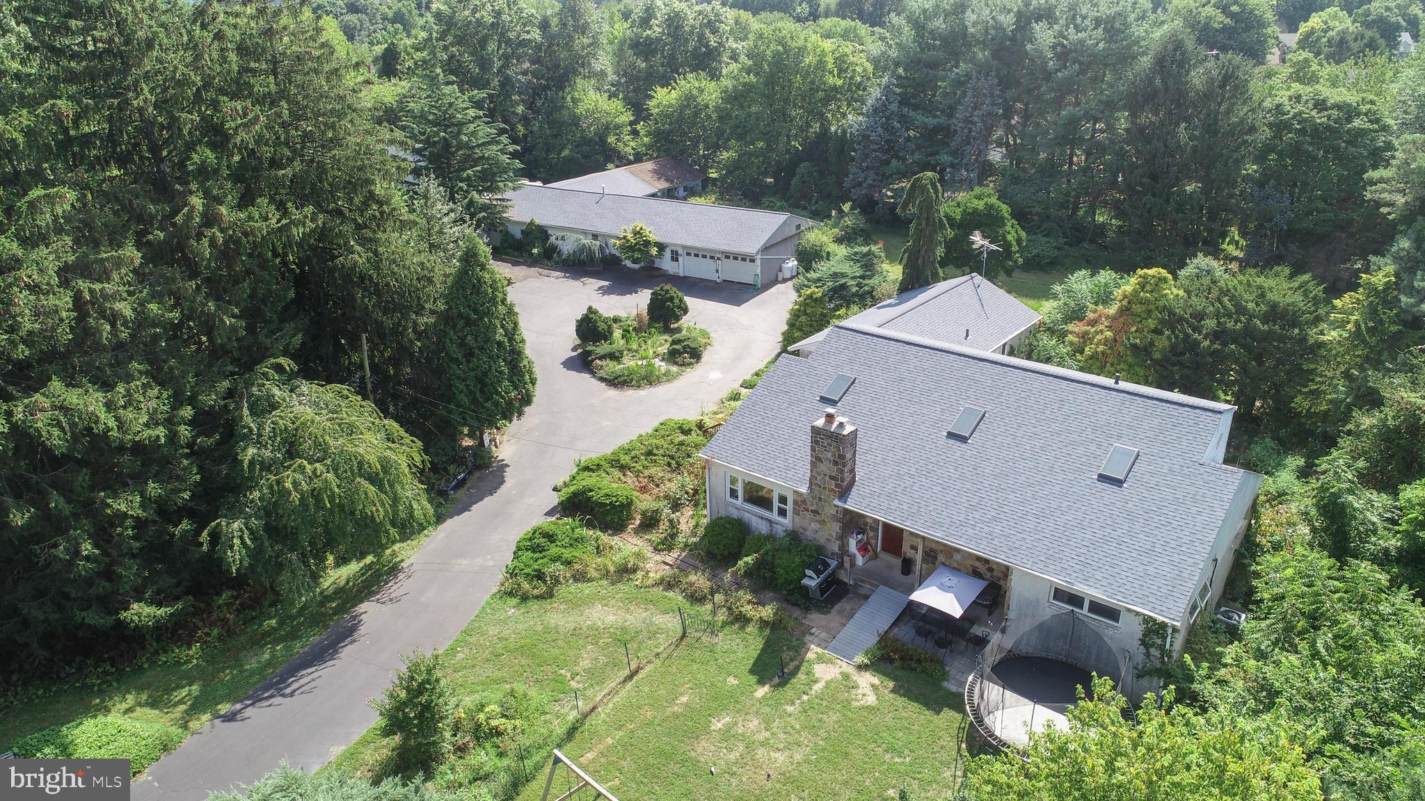 1297 Lindenhurst Road Newtown, PA 18940 - Photo 25 of 38 Gallery Image 25