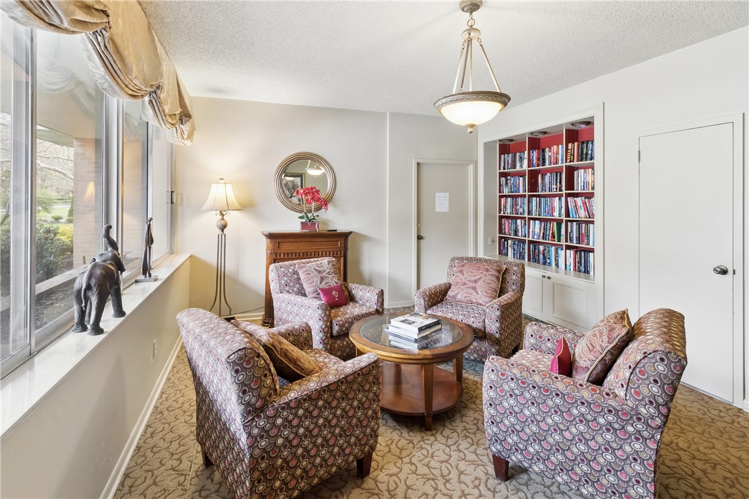 1400 East Avenue, Unit UN605 Rochester, NY 14610 - Photo 17 of 23