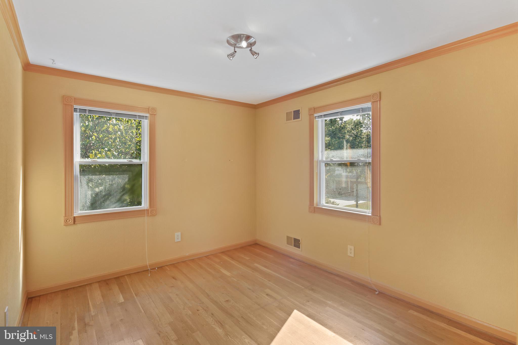 2432 Parallel Lane Silver Spring, MD 20904 - Photo 21 of 55 2nd Bedroom - upper level