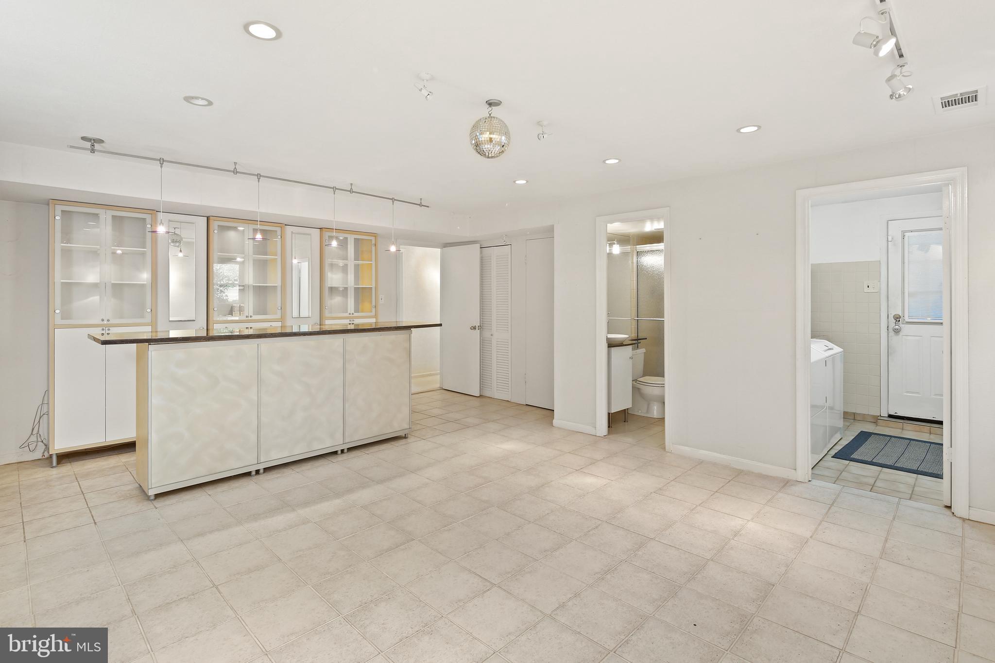 2432 Parallel Lane Silver Spring, MD 20904 - Photo 36 of 55