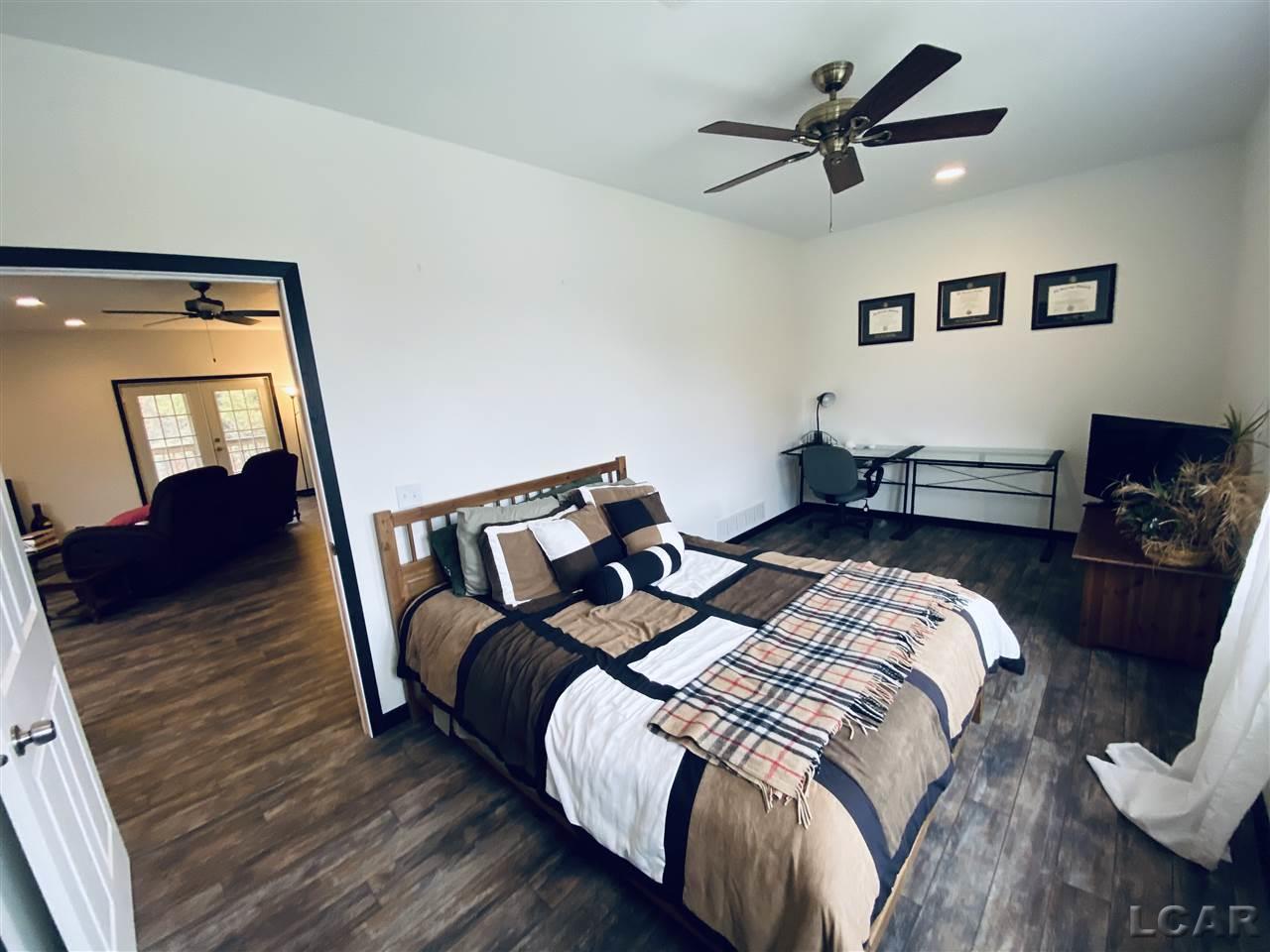4547 Pinckney Road Howell, MI 48843 - Photo 28 of 36 Bedroom