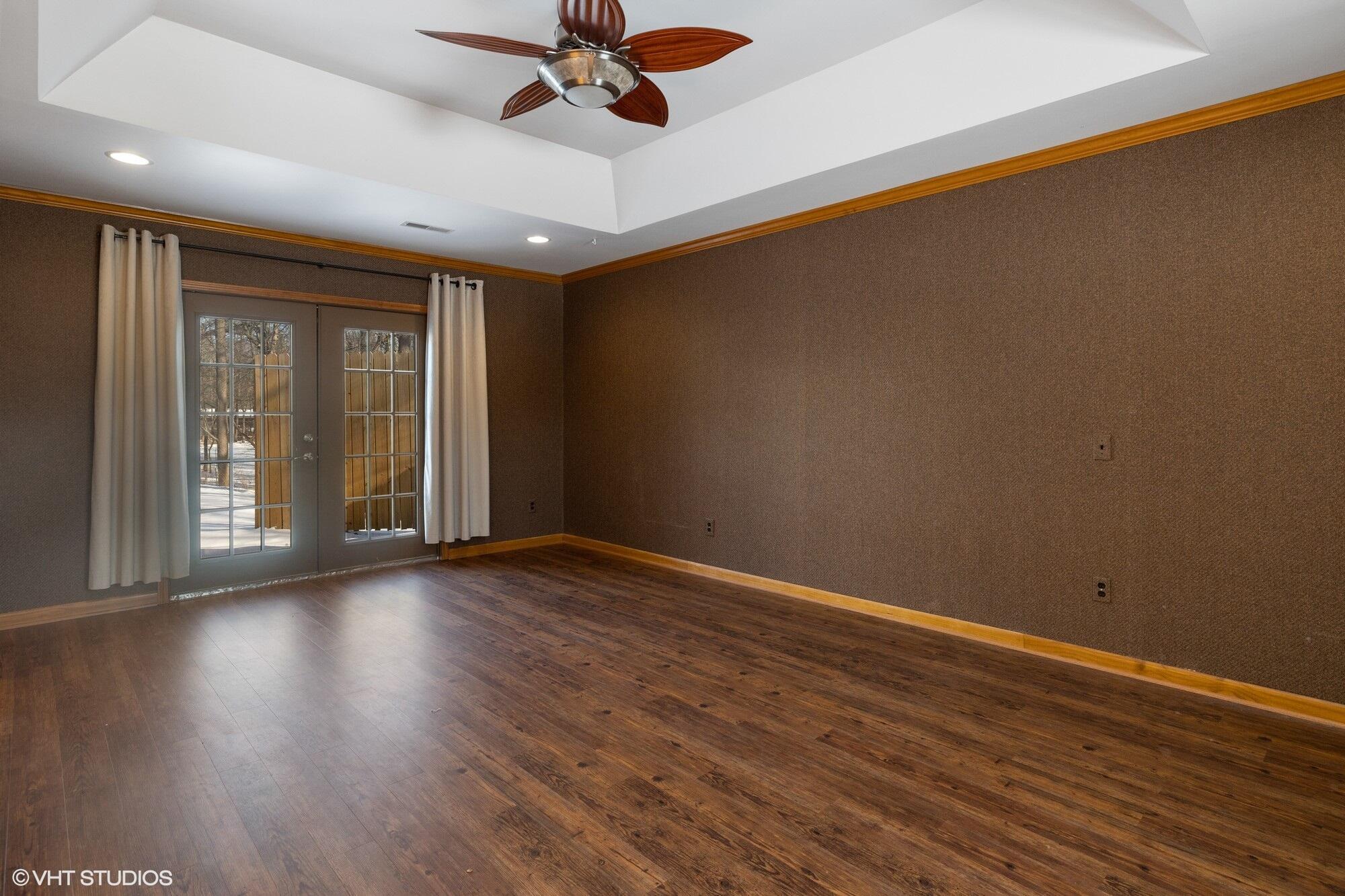 9450 Community Hall Road Union Pier, MI 49129 - Photo 11 of 34 10_9450CommunityHall_14_PrimaryBedroom_M