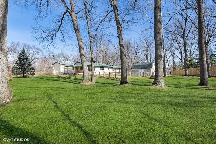 9450 Community Hall Road Union Pier, MI 49129 - Photo 18 of 34 33_9450CommunityHall_2009_LowRes