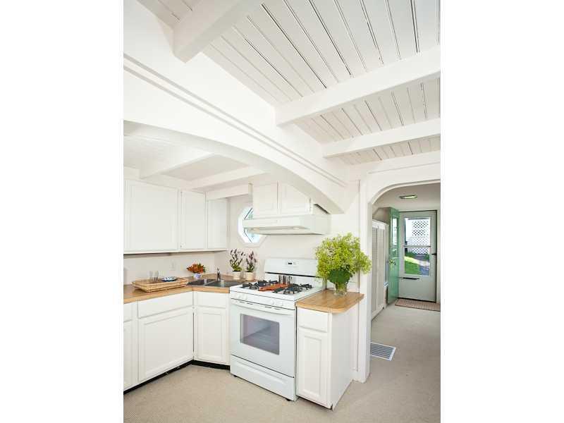 21 Water Street St. George, ME 04860 - Photo 9 of 18 Kitchen.
