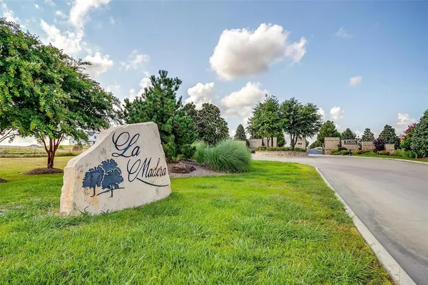 $350,000 | 965 San Jacinto, Aledo, TX 76008