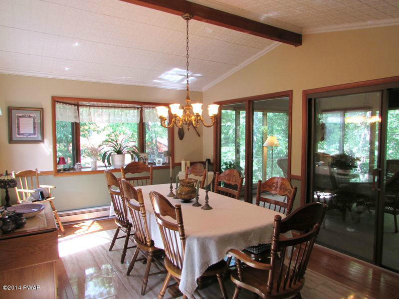 109 Rimrock Lane Hawley, PA 18428 - Photo 7 of 54 Dining Room