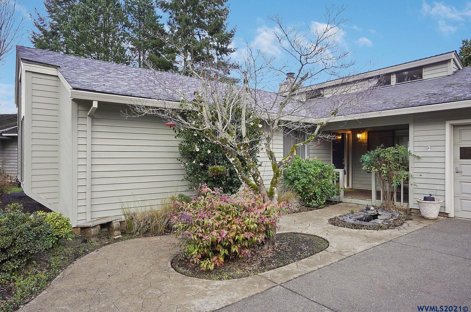 1983 Riting Court Southeast Salem, OR 97302 - Photo 2 of 28 Gallery Image 2