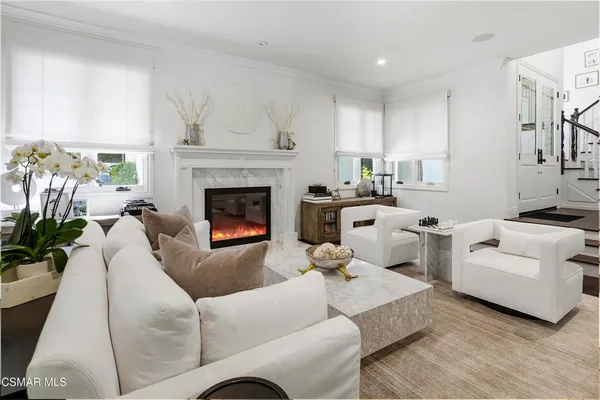 $4,250,000 | 4188 Cresthaven Drive, Westlake Village, CA 91362