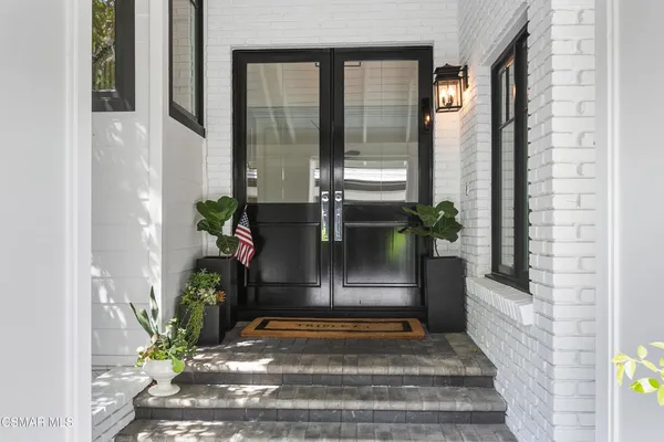 $4,250,000 | 4188 Cresthaven Drive, Westlake Village, CA 91362