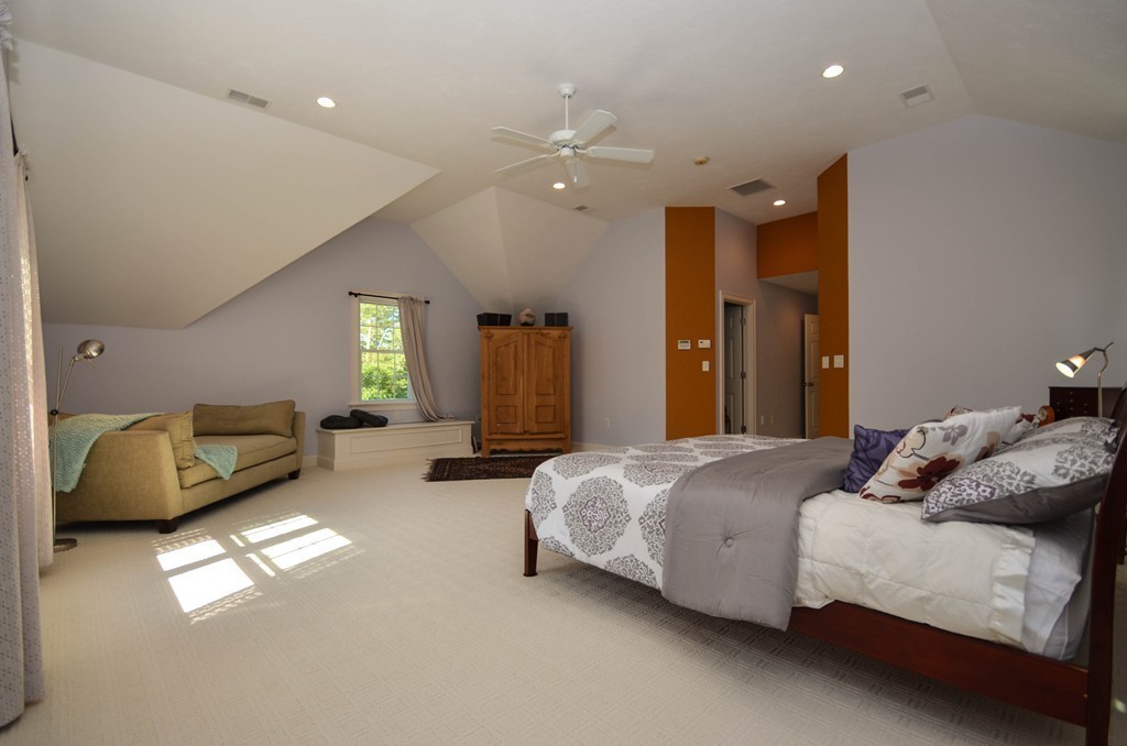 87 Uxbridge Road Sutton, MA 01590 - Photo 19 of 29