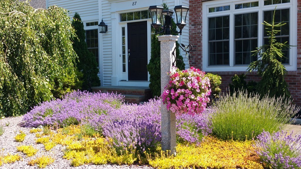 87 Uxbridge Road Sutton, MA 01590 - Photo 2 of 29