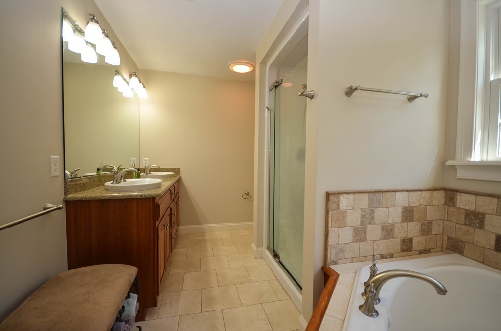 87 Uxbridge Road Sutton, MA 01590 - Photo 23 of 29