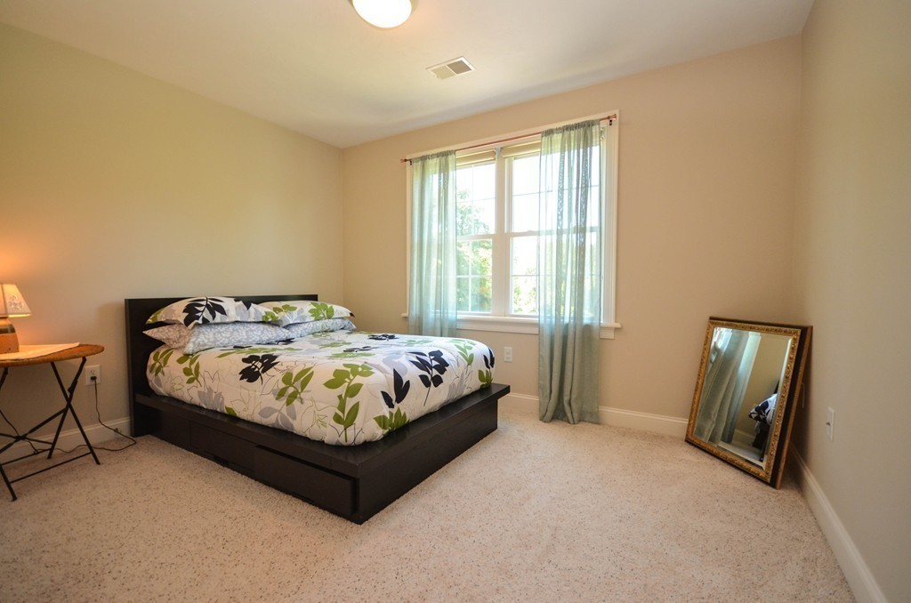 87 Uxbridge Road Sutton, MA 01590 - Photo 24 of 29