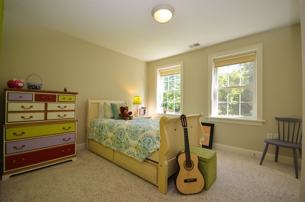 87 Uxbridge Road Sutton, MA 01590 - Photo 26 of 29