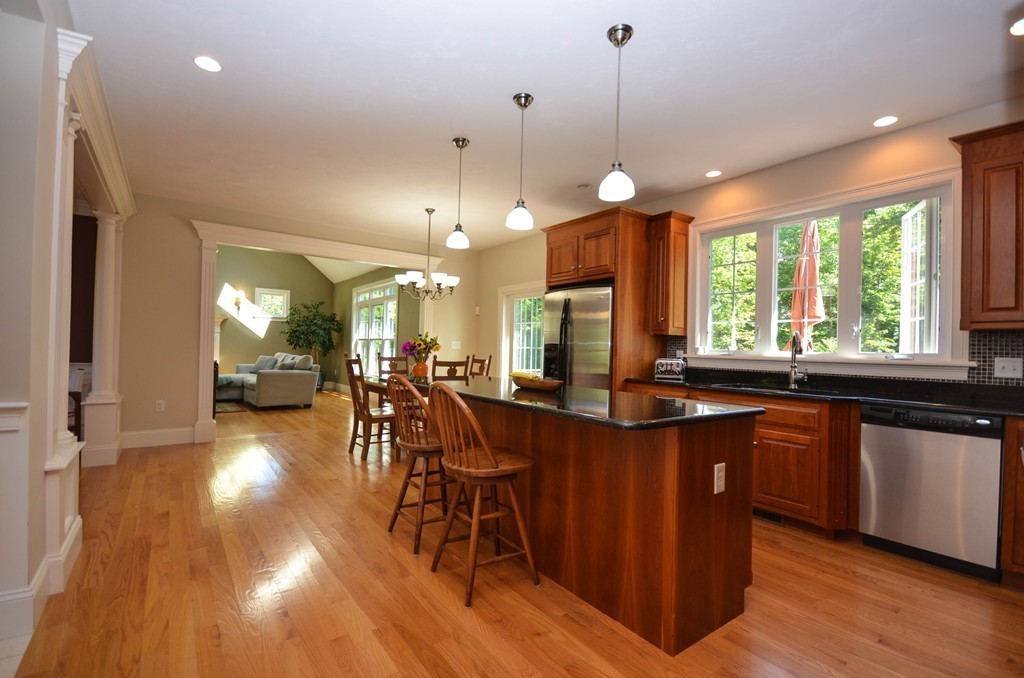87 Uxbridge Road Sutton, MA 01590 - Photo 6 of 29