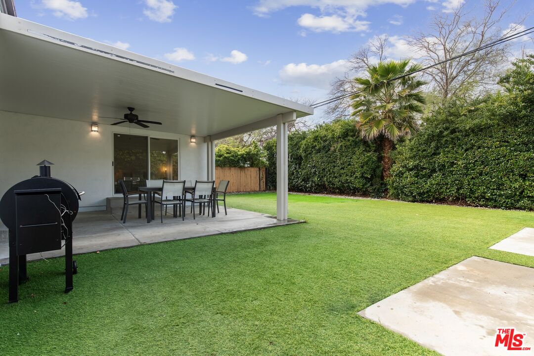 6565 Randi Avenue Woodland Hills, CA 91303 - Photo 22 of 25