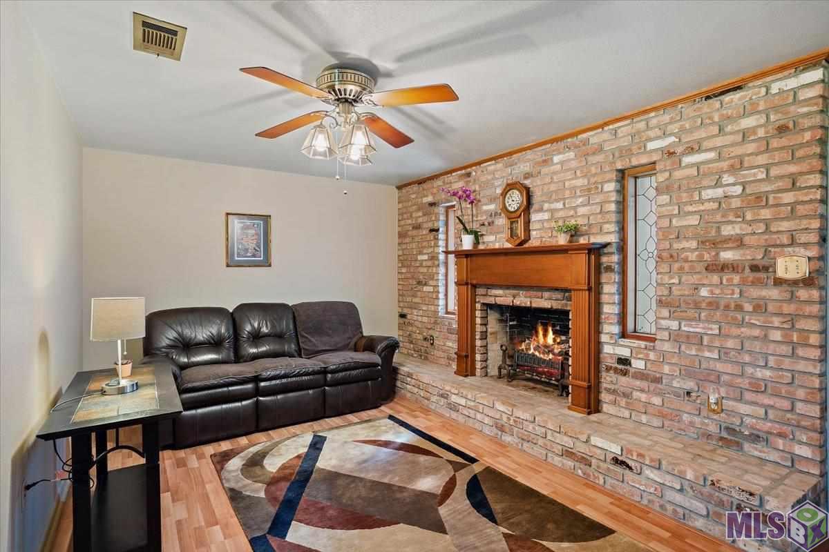 405 Wilton Drive Baton Rouge, LA 70815 - Photo 3 of 20 Gallery Image 3