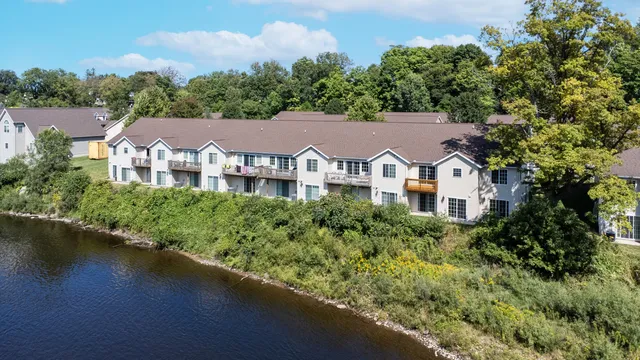 $225,000 | 722 Tioga Park Drive, Unit 722, Big Rapids, MI 49307