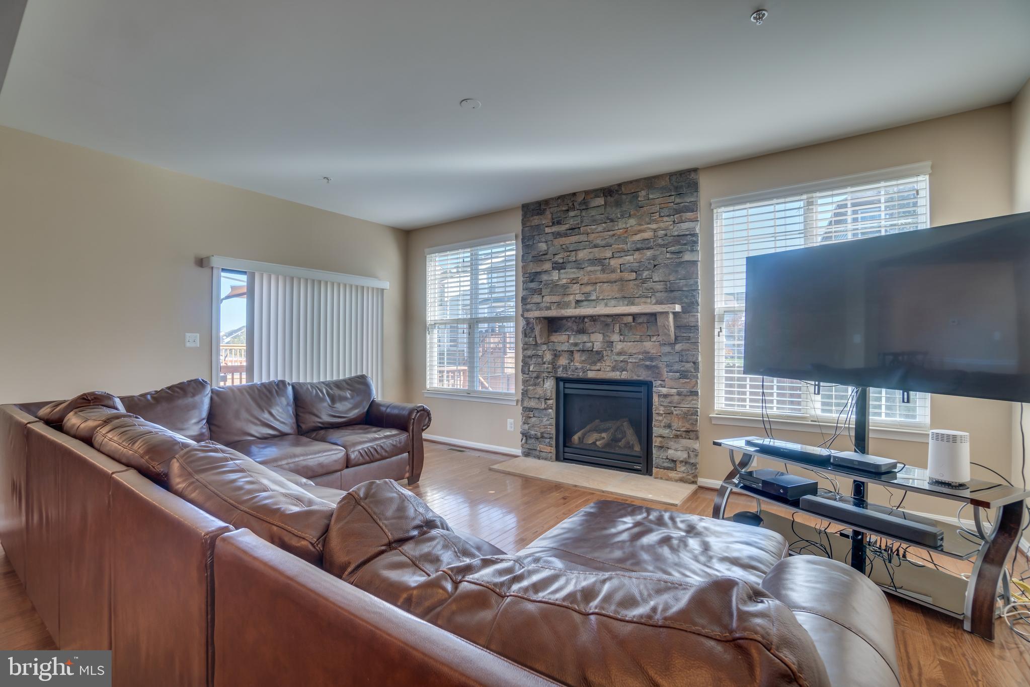 3456 Eagle Ridge Drive Woodbridge, VA 22191 - Photo 11 of 44 Stone Fireplace