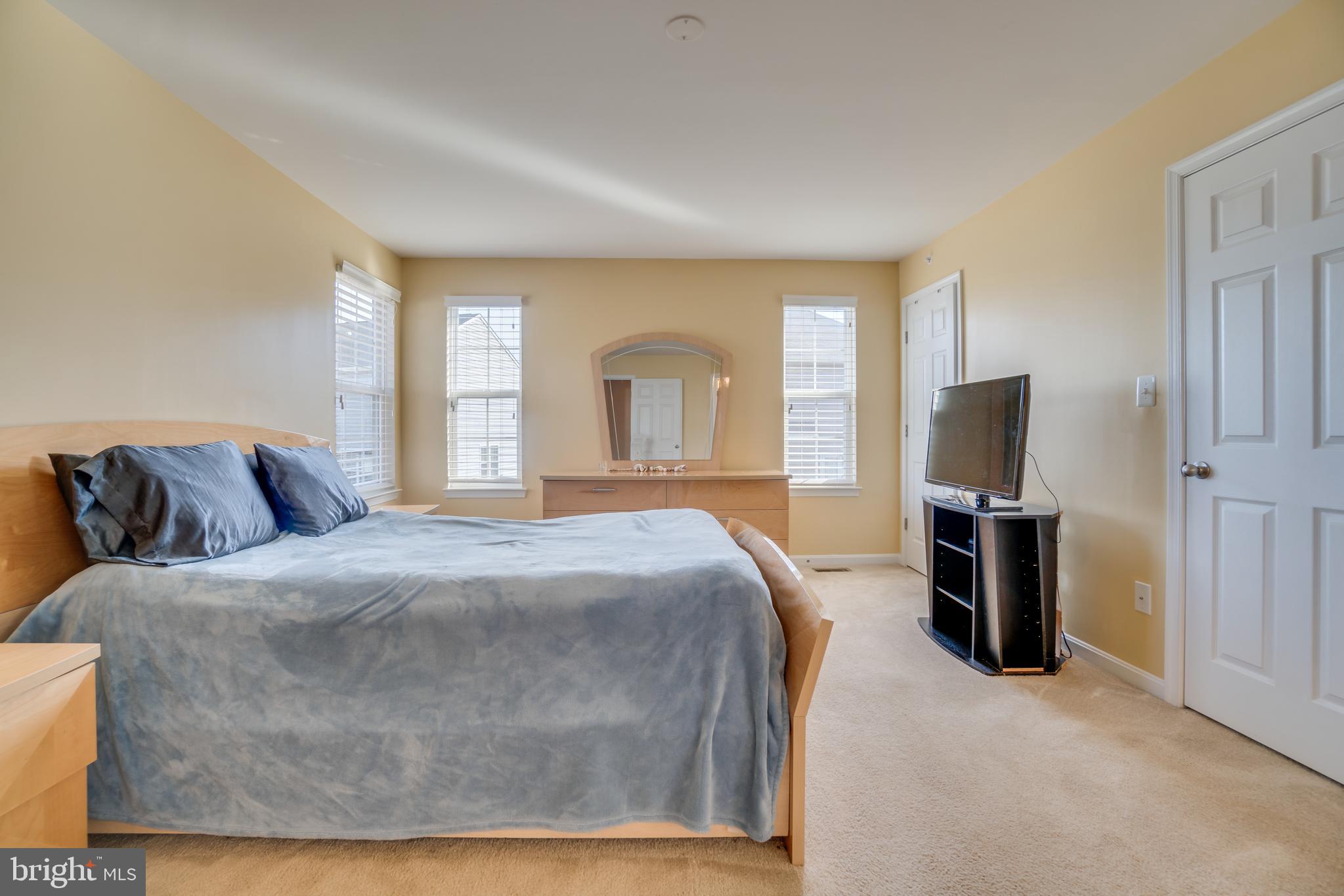 3456 Eagle Ridge Drive Woodbridge, VA 22191 - Photo 16 of 44 Master Bedroom