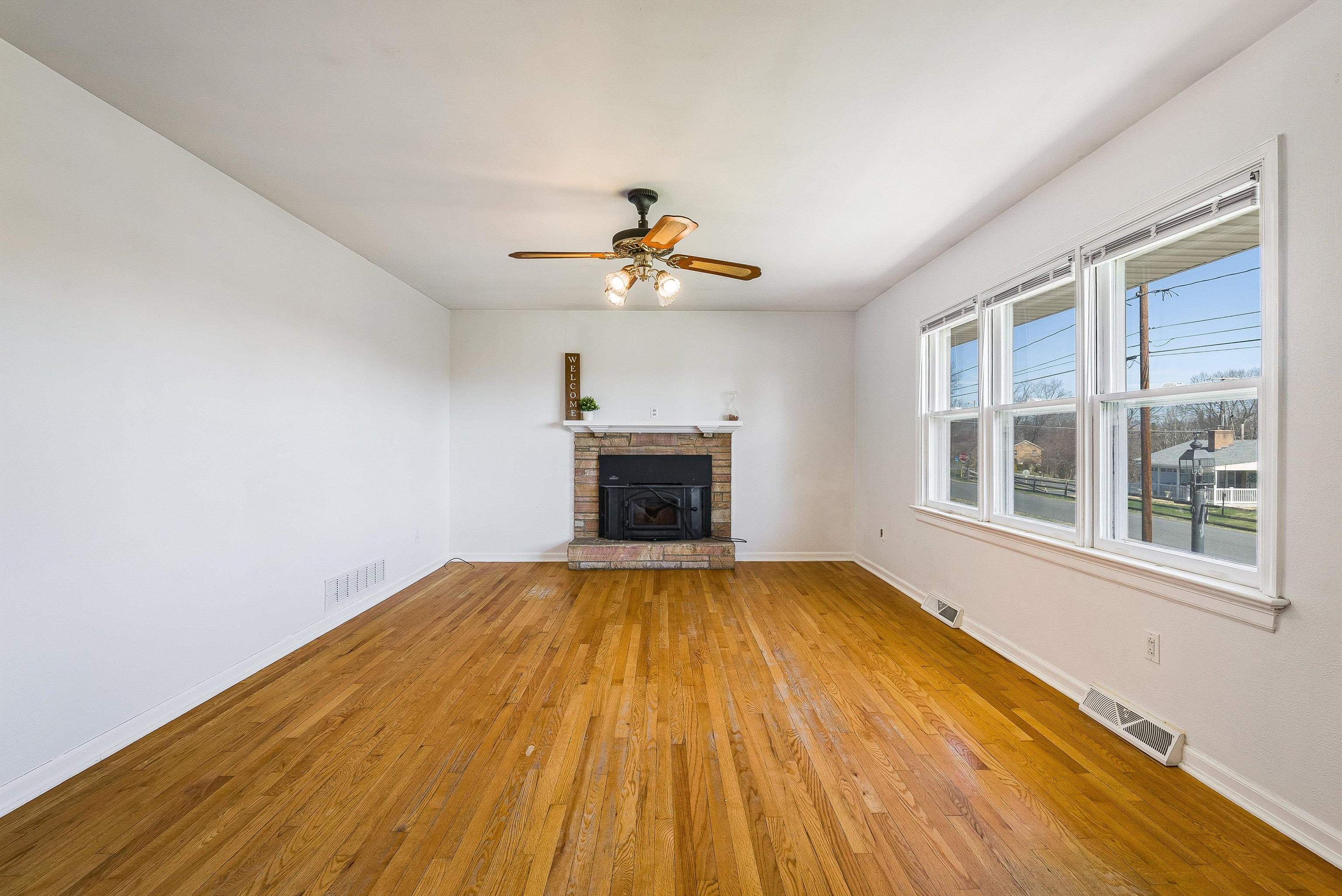 13 Ridgewood Drive Verona, VA 24482 - Photo 7 of 32