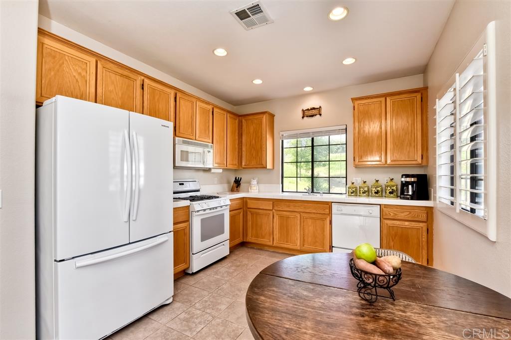 3111 Knottwood Way Fallbrook, CA 92028 - Photo 18 of 25