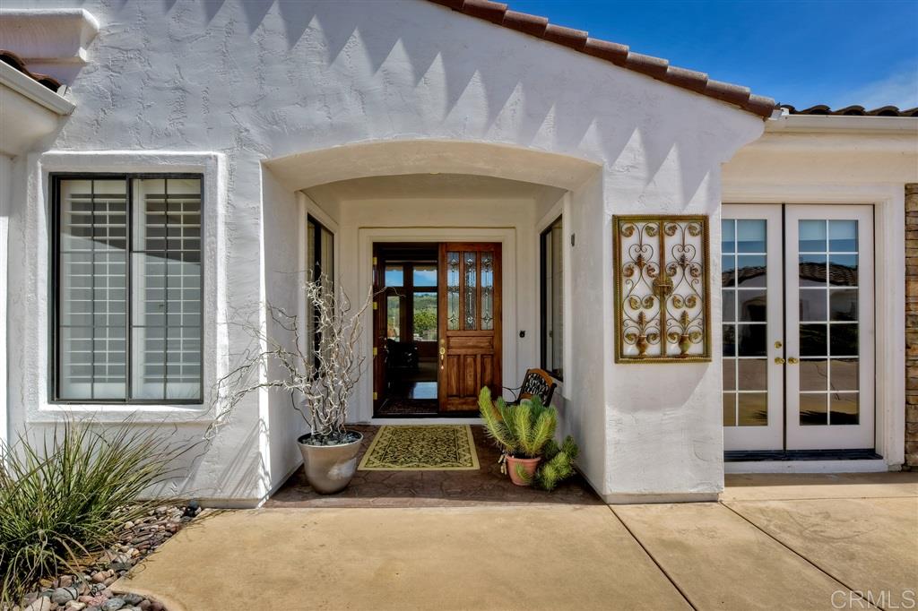 3111 Knottwood Way Fallbrook, CA 92028 - Photo 3 of 25