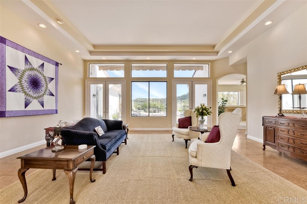 3111 Knottwood Way Fallbrook, CA 92028 - Photo 4 of 25