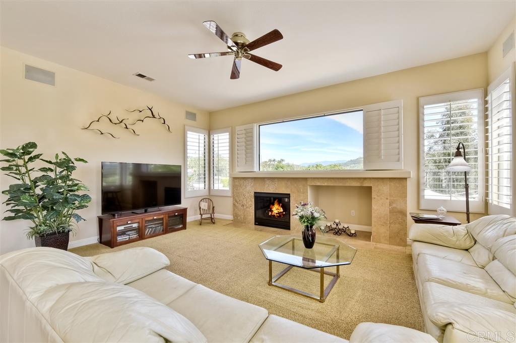 3111 Knottwood Way Fallbrook, CA 92028 - Photo 8 of 25