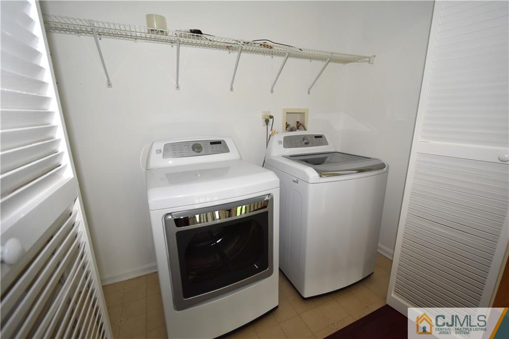 1 Timber Ridge Road North Brunswick, NJ 08902 - Photo 29 of 38 a utility room with dryer and washer
