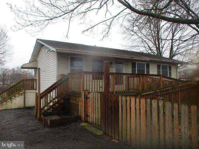 229 St Marys Road Baltimore, MD 21221 - Photo 18 of 30