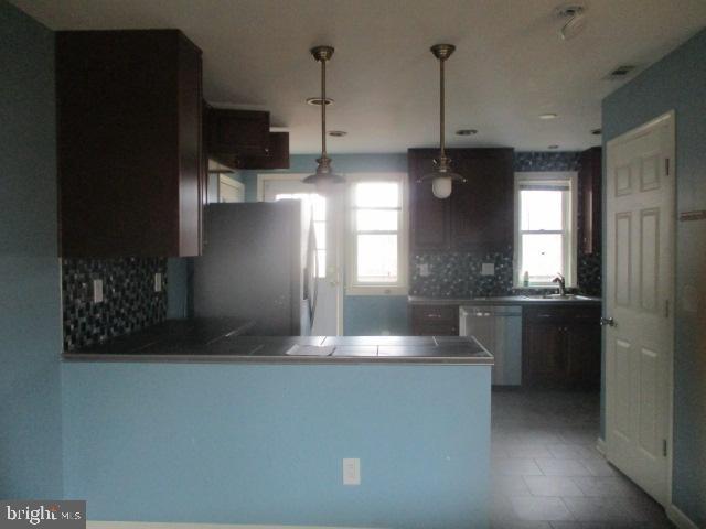 229 St Marys Road Baltimore, MD 21221 - Photo 5 of 30