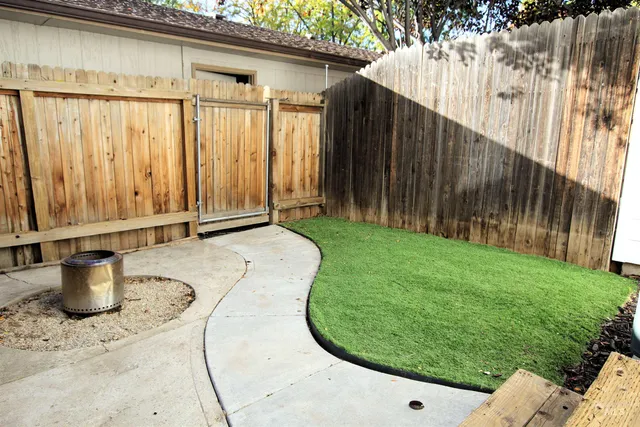 $297,900 | 8405 West Rifleman Street, Boise, ID 83704