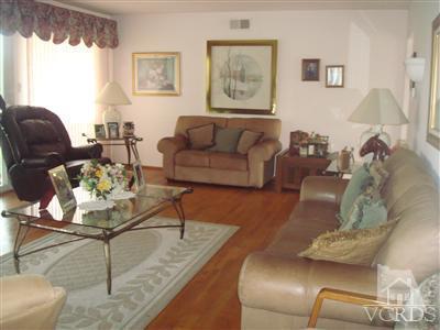 555 Lark Street Oxnard, CA 93033 - Photo 5 of 7 Additional Photo