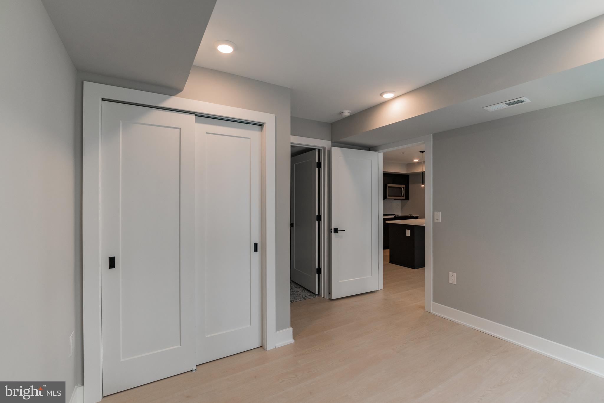6604 Ridge Avenue, Unit 402 Philadelphia, PA 19128 - Photo 9 of 11