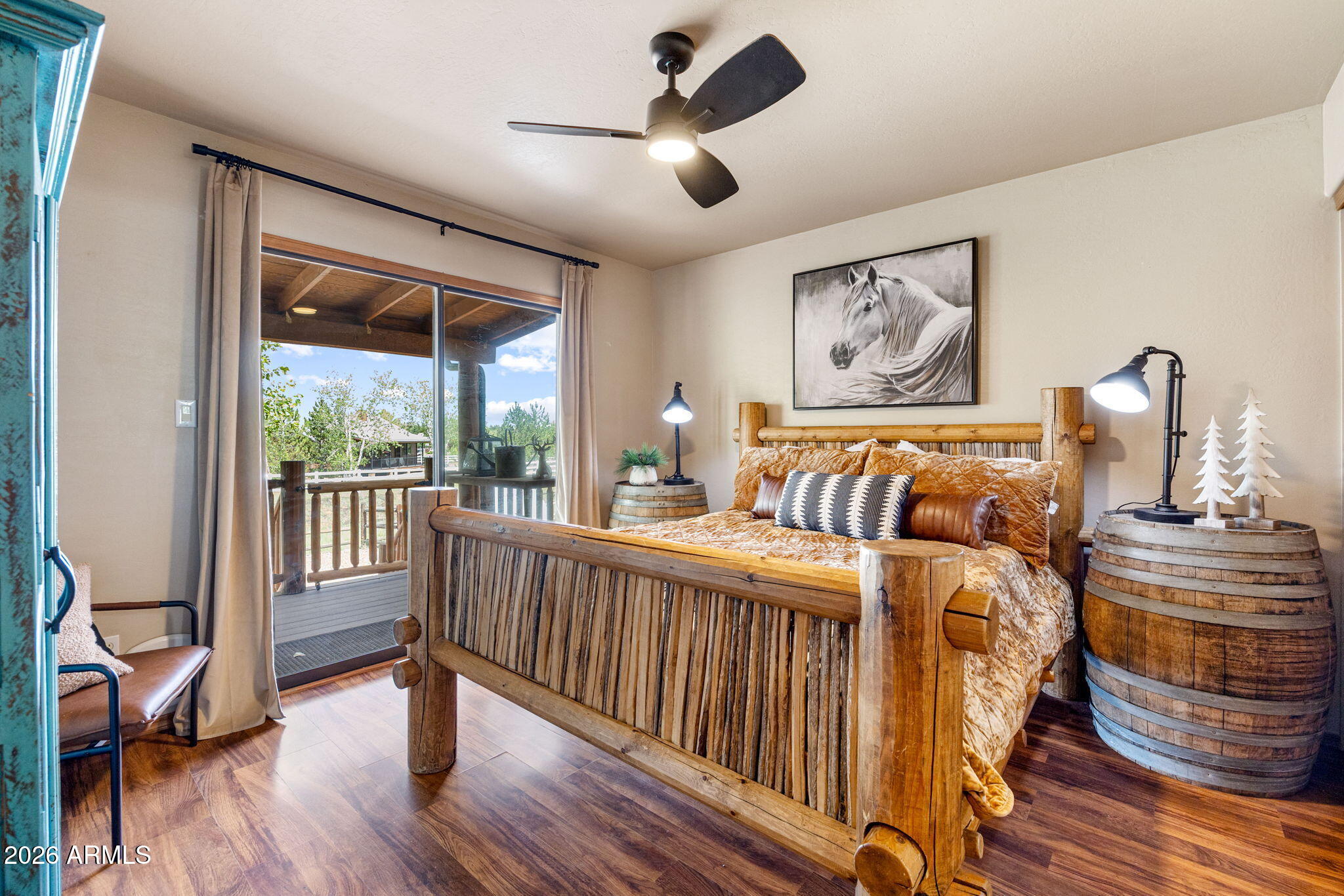 2332 Buffalo Loop Overgaard, AZ 85933 - Photo 12 of 35 Primary Suite