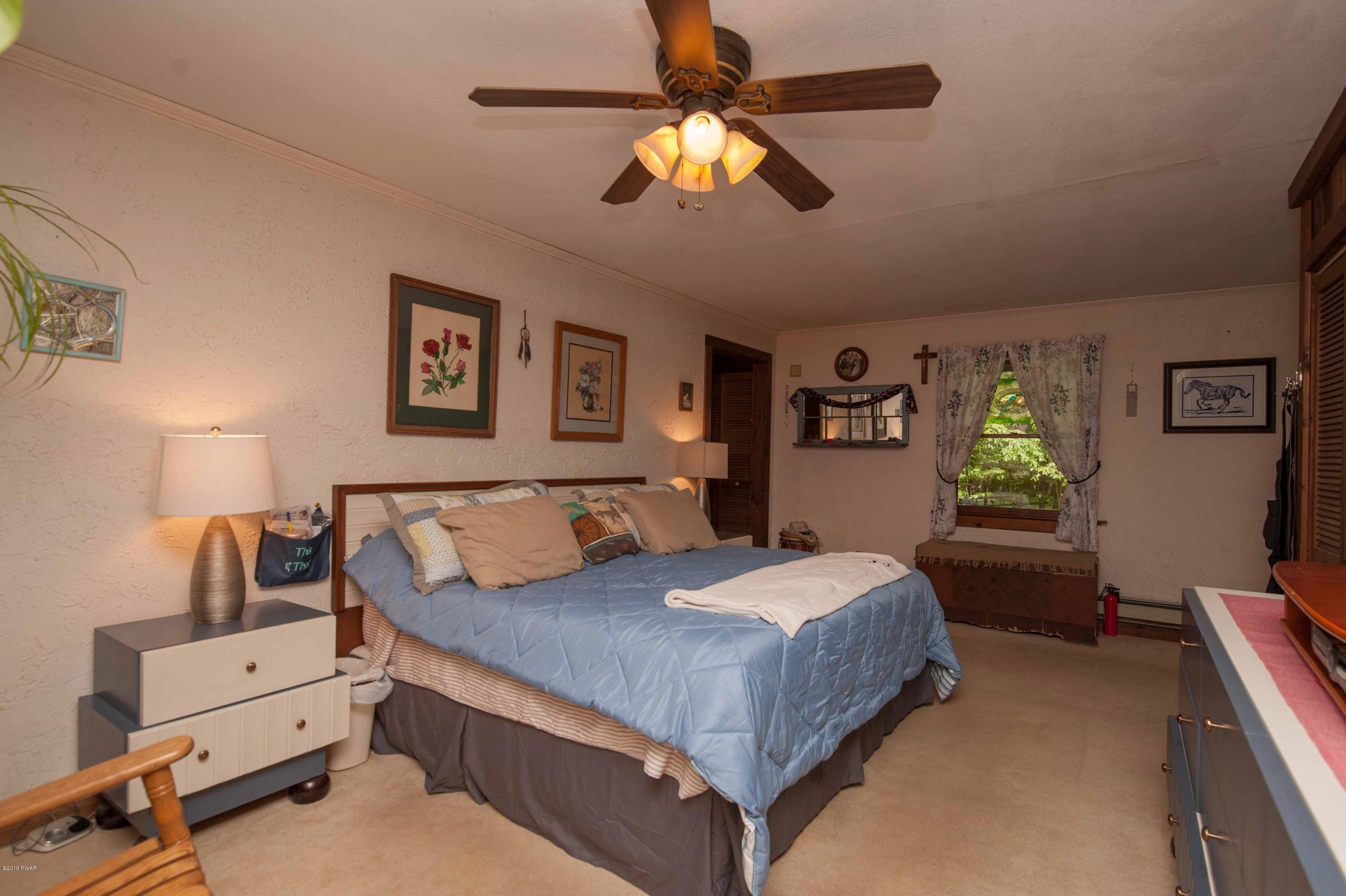 323 Foster Hill Road Milford, PA 18337 - Photo 13 of 49 Master 2