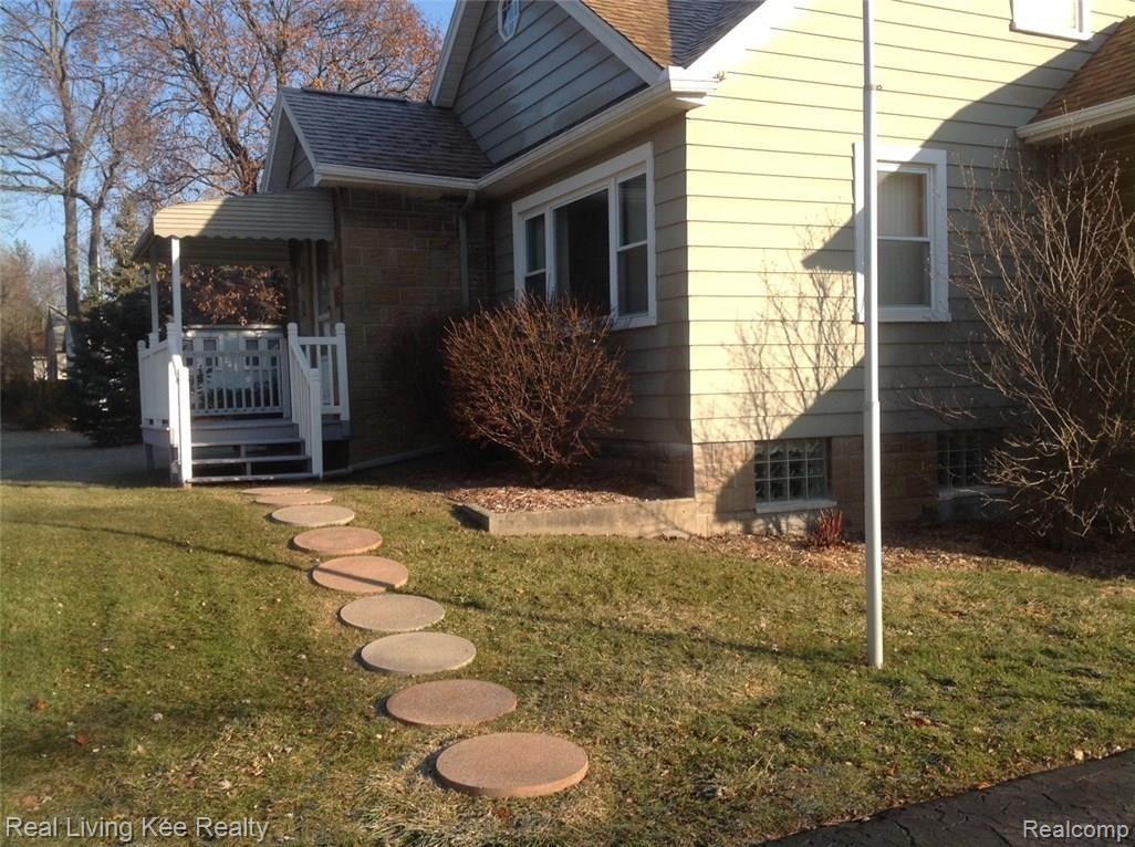 2915 Midvale Drive Rochester, MI 48309 - Photo 26 of 32 IMG_0832.jpg