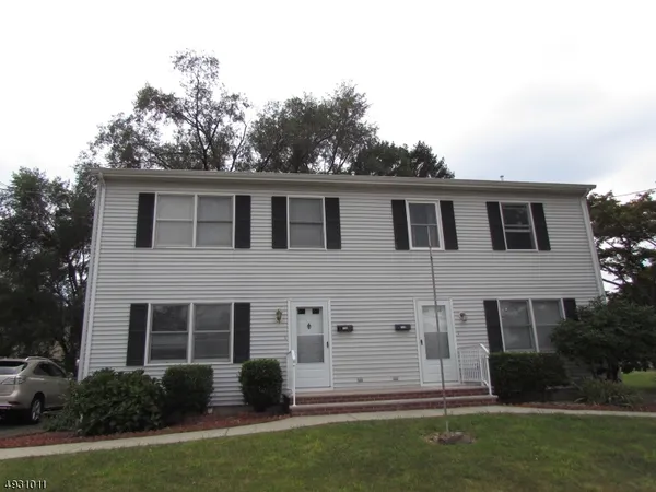 $2,600 | 112 South 12th Avenue, Manville, NJ 08835