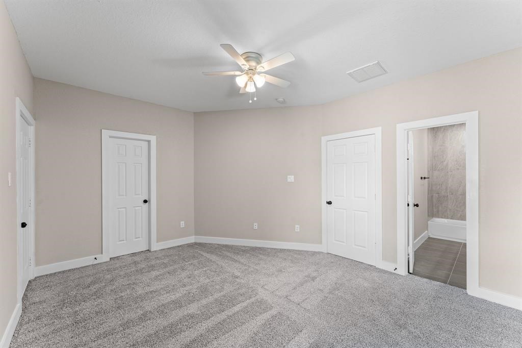 7311 Sandra Street, Unit B Houston, TX 77028 - Photo 7 of 8 a view of an empty room