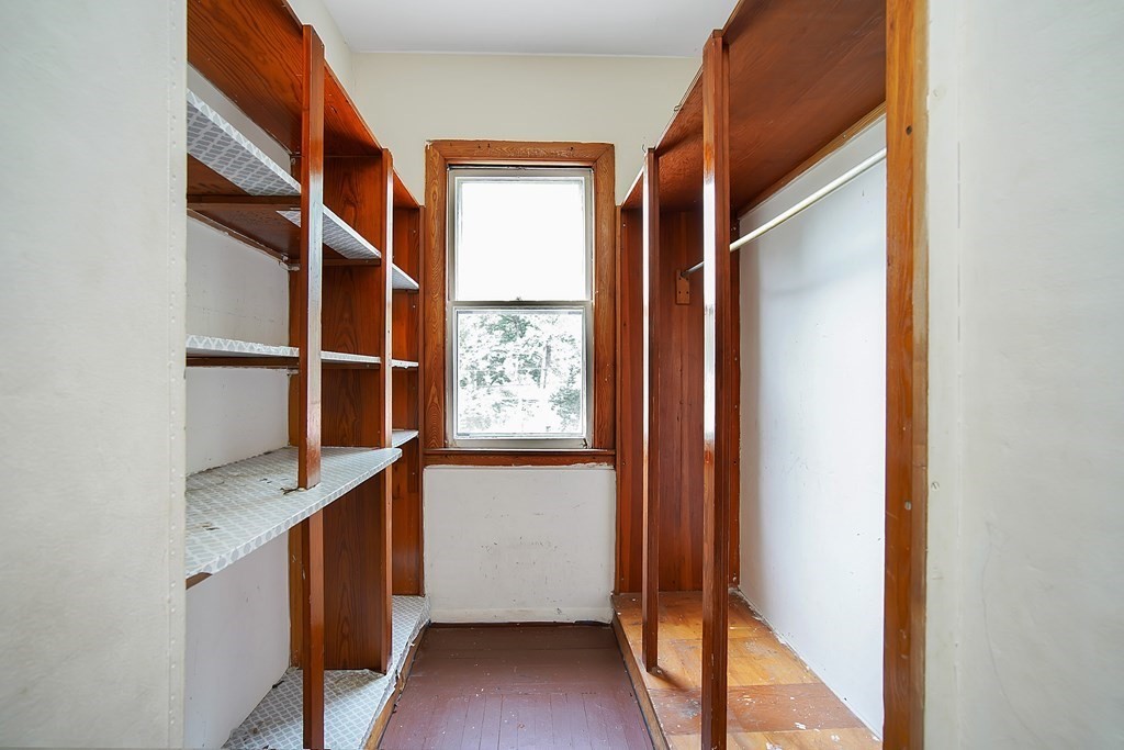 54 Lester Street Springfield, MA 01108 - Photo 12 of 34