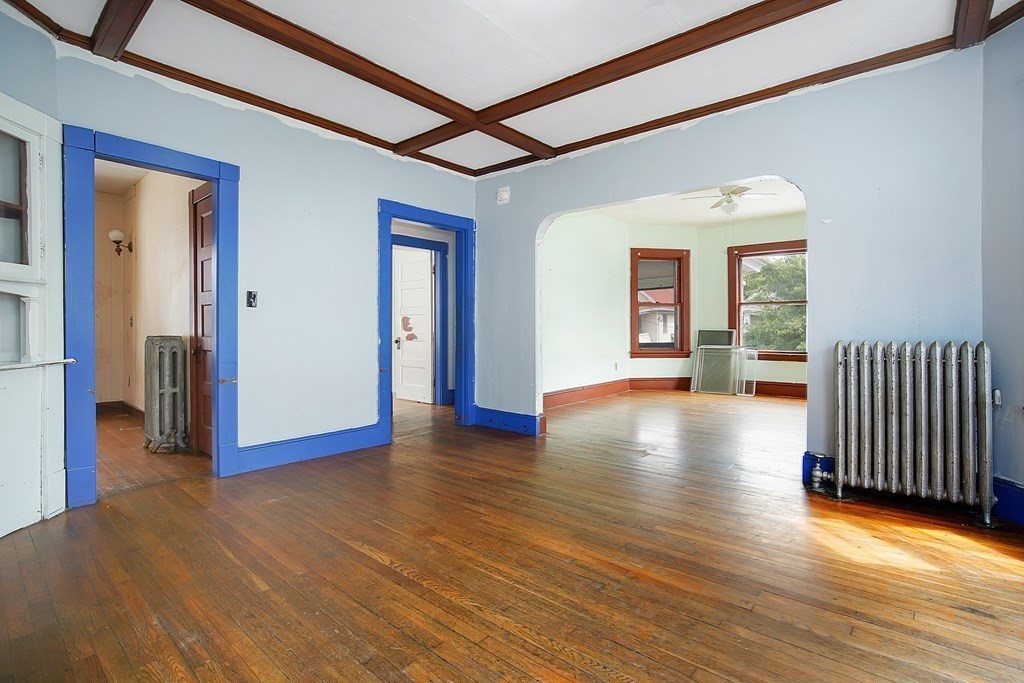 54 Lester Street Springfield, MA 01108 - Photo 6 of 34