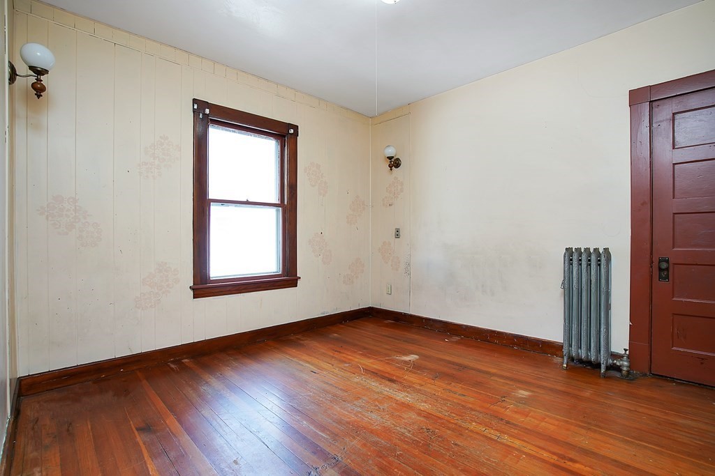 54 Lester Street Springfield, MA 01108 - Photo 10 of 34