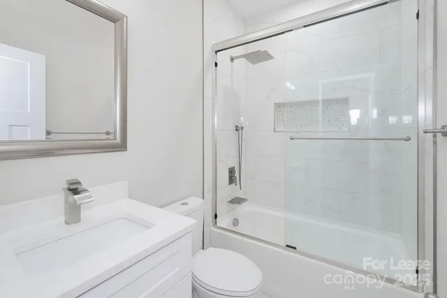 $2,500 | 3806 Freedom Drive, Charlotte, NC 28208